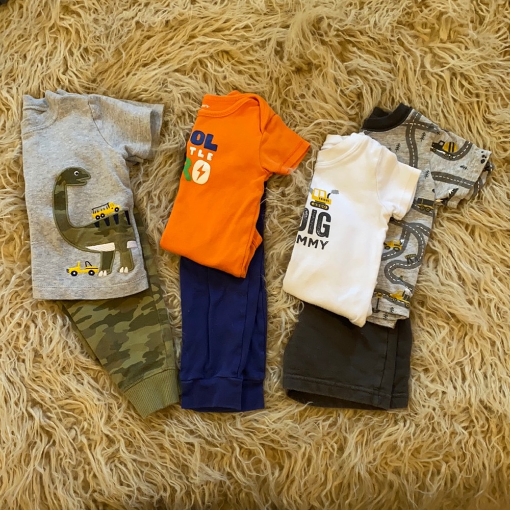 3 Carter’s Infant Boy Outfits